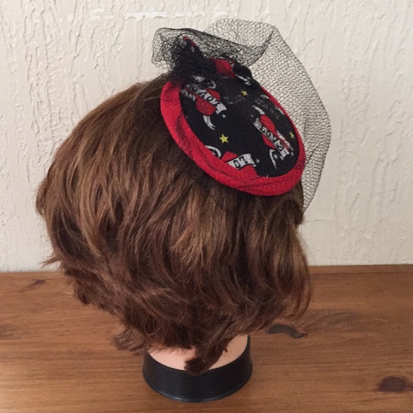 Retro tattoo print fascinator - Picture 3 of 6